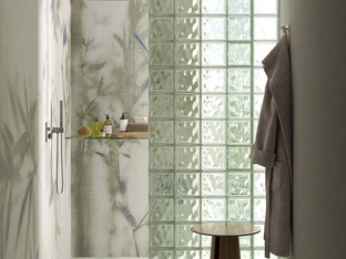 Carta da parati Misty Bamboo di Inkiostro Bianco