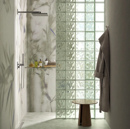 Carta da parati Misty Bamboo di Inkiostro Bianco