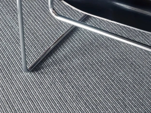 Tappeto per esterno Dehor Grigio Lava di Carpet Edition