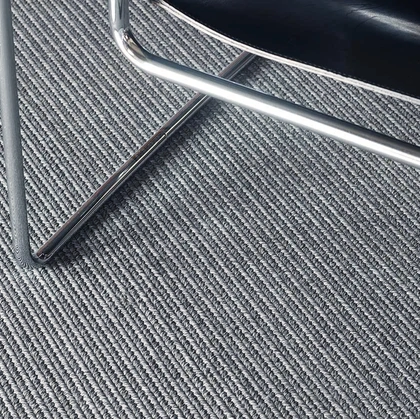 Tappeto per esterno Dehor Grigio Lava di Carpet Edition