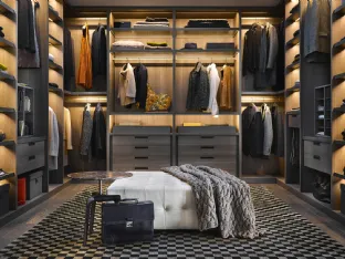 Pouf Gant in pelle Nabuk con preziosa lavorazione capitonné di Poliform