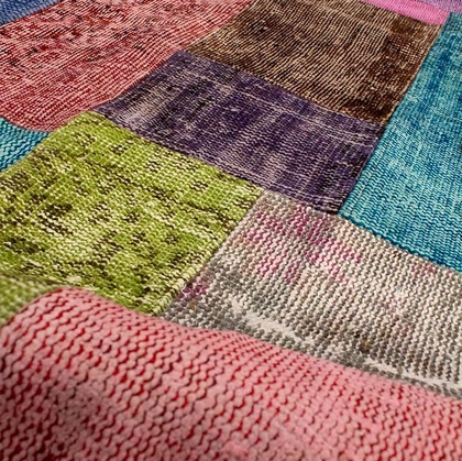 Tappeto Patchwork Multicolor in Lana e Cotone di Carpet Edition