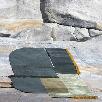 Tappeto Sece Goethite Blue di Carpet Edition