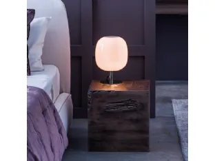 Lampada da tavolo con base in metallo e paralume in vetro rosa Caminia di Adriani e Rossi