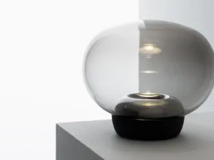 Lampada da tavolo in vetro soffiato La Mariée di Linea Light