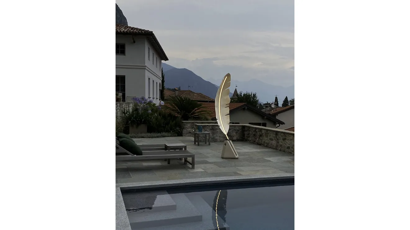 Lampada Soul Floor Lamp Banano Outdoor di Antonangeli