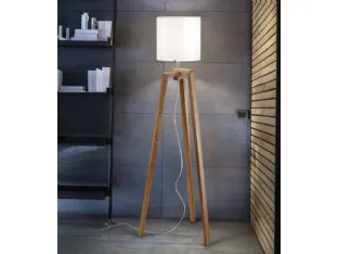 Lampada da terra con struttura in legno di noce e diffusore in vetro Trepai di Vistosi