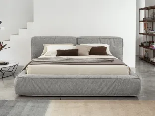 Letto in tessuto imbottito con box contenitore e testiera Fluff di Bonaldo