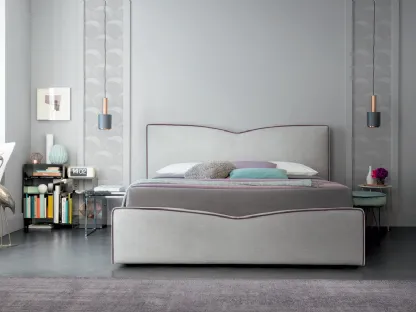 Letto in tessuto con bordo in contrasto con testiera dal design raffinato Megan di Felis