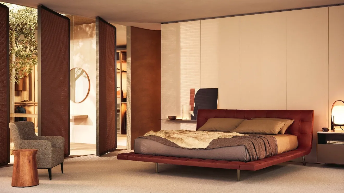 Letto in pelle con lavorazione capitonné Onda di Poliform