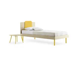 Letto singolo Quadro con testiera alla quale è stato applicato un quadrato di Nidi