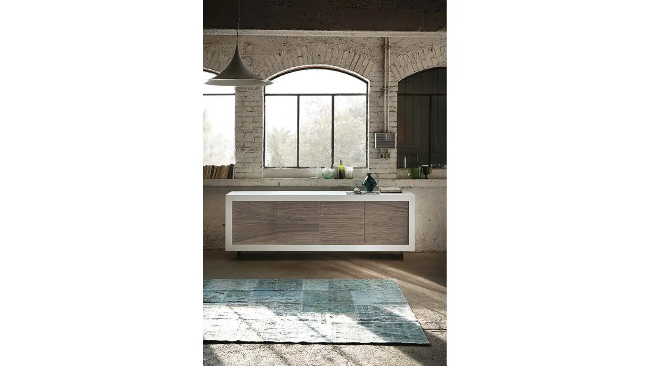 Madia Picasso P12 River Grey in Rovere laccato Bianco opaco, con ante rivestite in Pietra di Riflessi