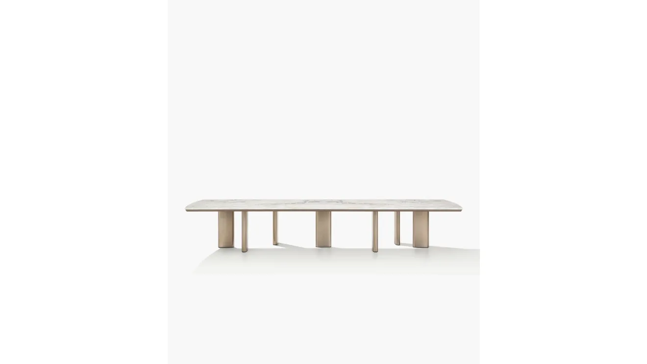Tavolo Adrien con top in marmo di Poliform
