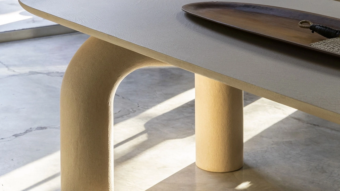 Tavolo di design Elephante di Mogg