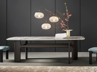 Tavolo Hippos con top in ceramica di Bonaldo