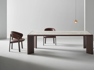 Tavolo Oshi in ceramica e legno di Bonaldo