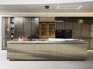 Cucina Design con isola Ak Project 09 in rovere, acciaio e bronzo di Arrital