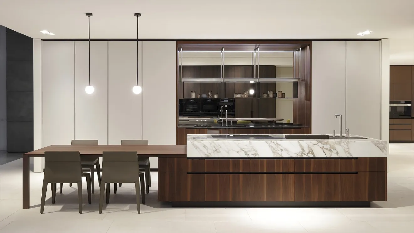 Cucina Design con isola Phoenix 01 in noce e marmo di Poliform