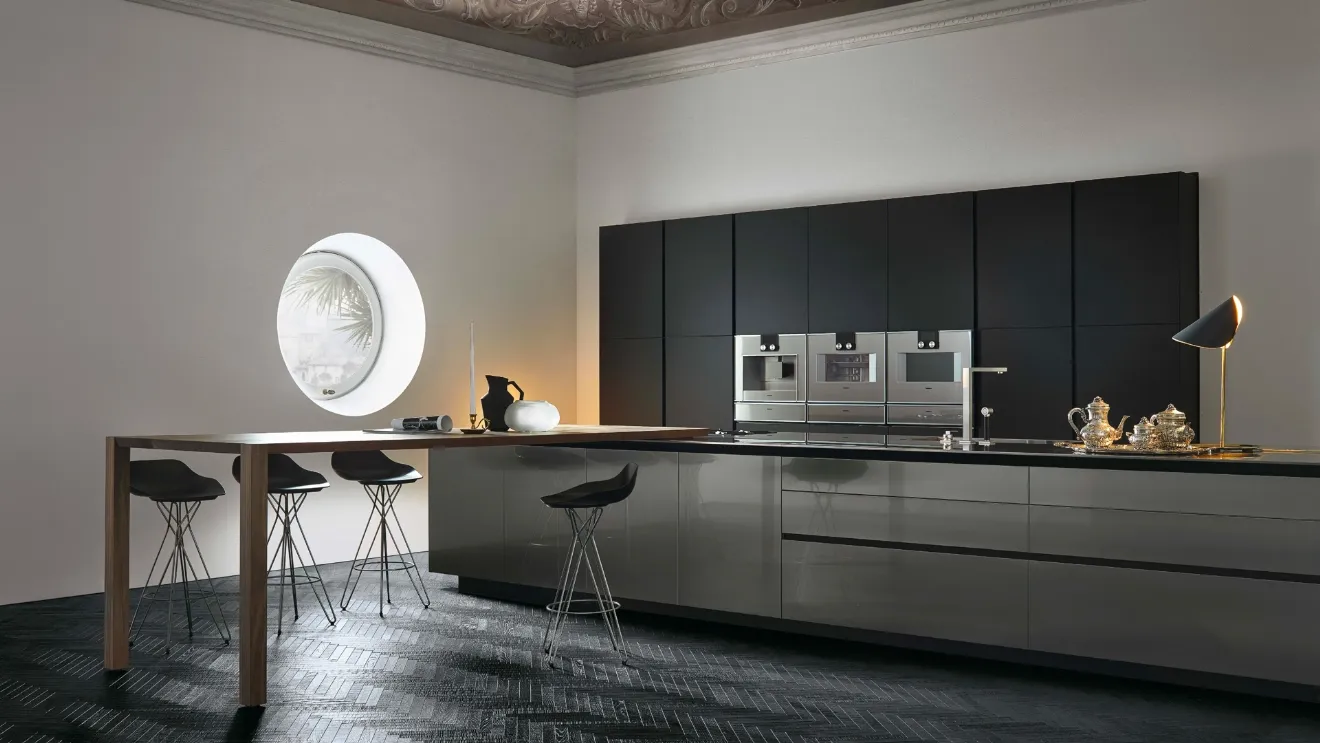 Cucina Design con penisola Twelve 02 in acciaio di Poliform