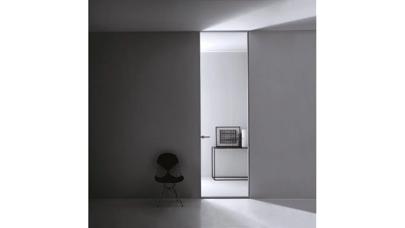 Porta per interni Aladin Swing Plain Mono di Glas Italia