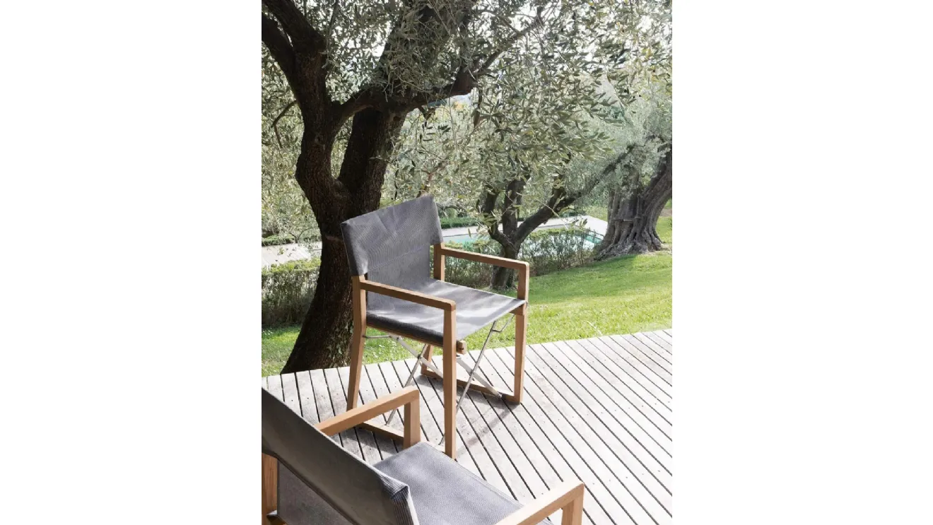 Poltroncina Cosette in teak e tessuto in polipropilene di Unopiu